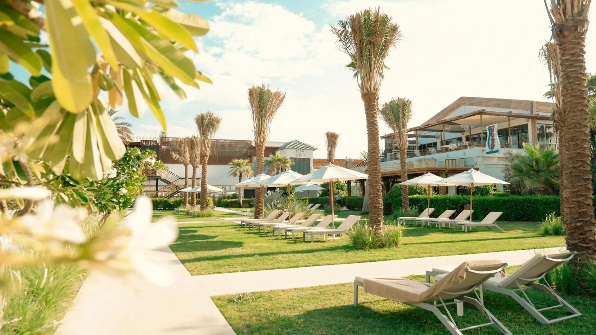 *****  Dubai Marine Beach Resort & Spa Egyesült Arab Emírségek