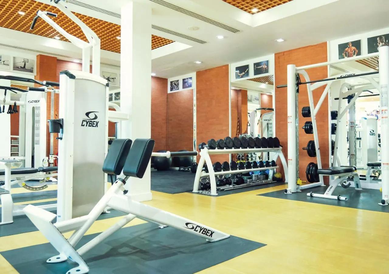 Dubai Marine Beach Resort & Spa