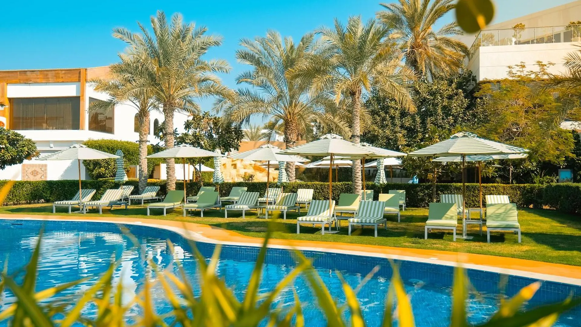 Dubai Marine Beach Resort & Spa