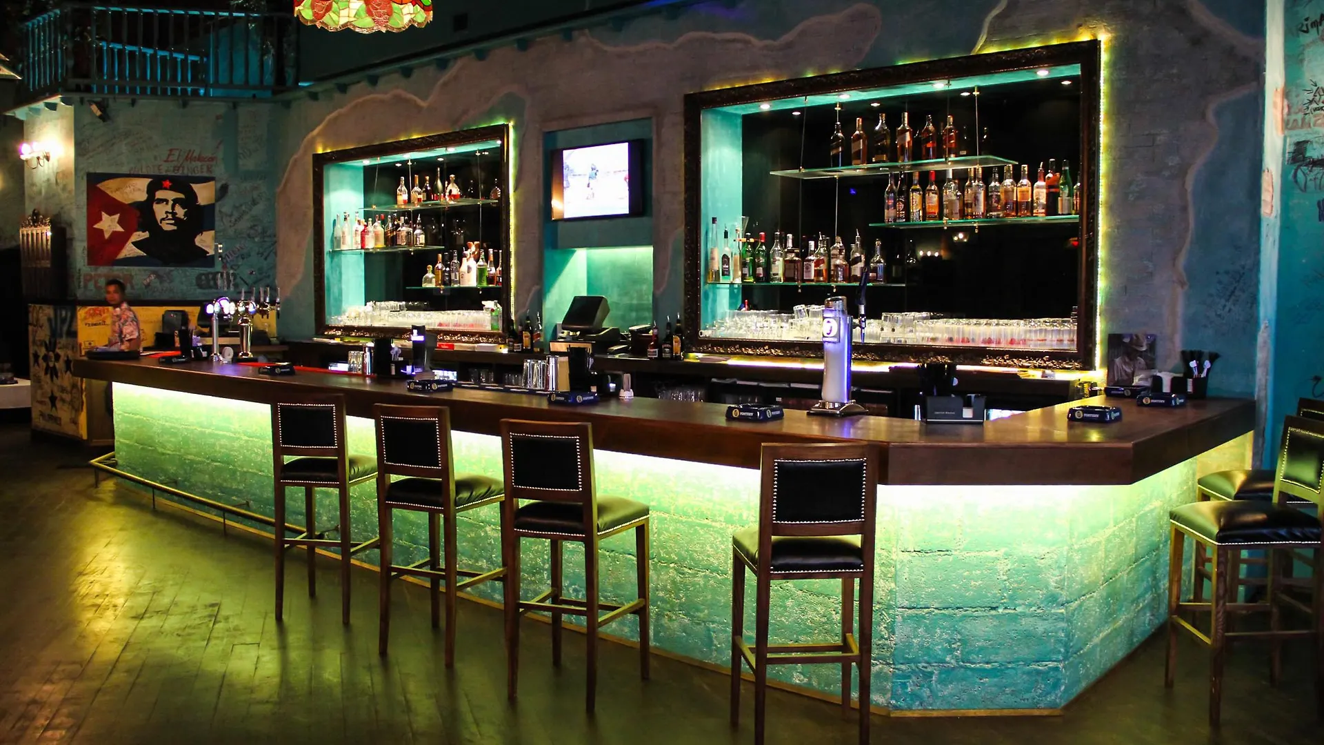 Dubai Marine Beach Resort & Spa